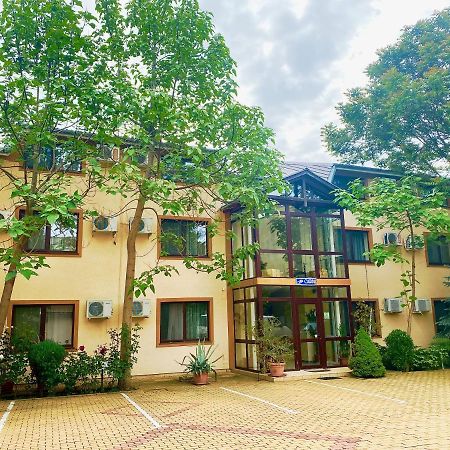 卡迪纳尔酒店 萨图马雷 外观 照片